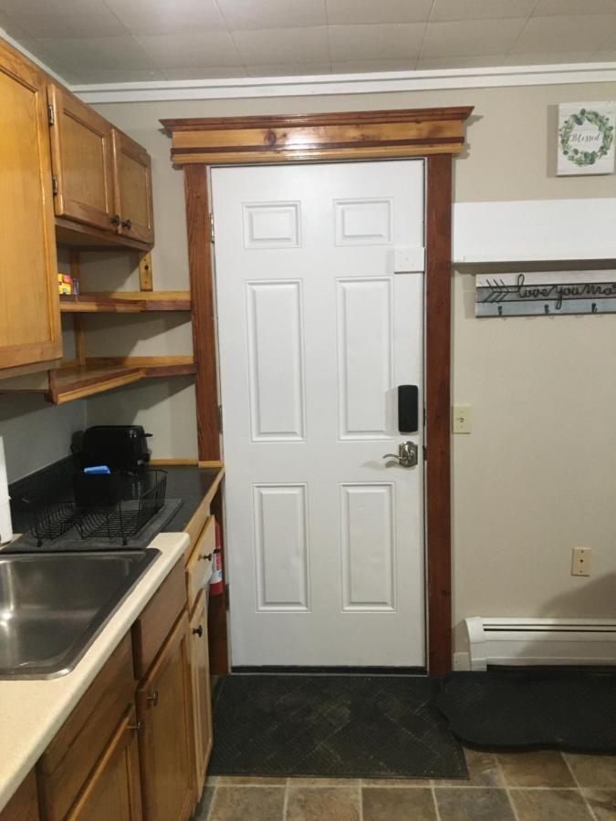 Just Like Being At Home- Newly Renovated Unit North Troy Exterior foto